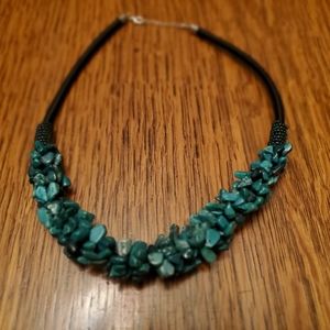 Turquoise likely howlite stone chips collar bib necklace
